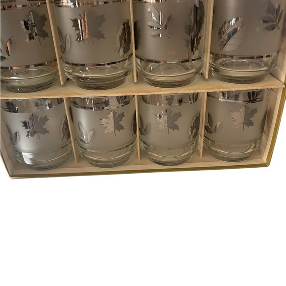 Libbey 8 Hostess Silver Foliage 5 1/2 Ounce Juice Glasses 1960’s original box - Picture 4 of 6
